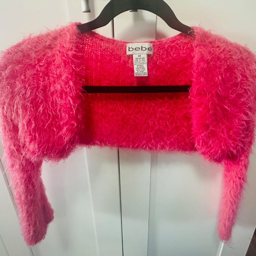 Bebe Stretch SUPER SOFT Furry Short Fuchsia Pink Sleeve Shrug Sweater (S) NEW!